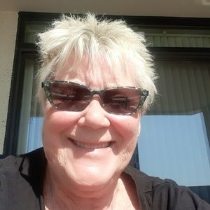 Meet your Posher, Jean